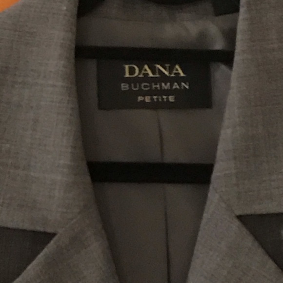 Dana Buchman Suit - Picture 4 of 5